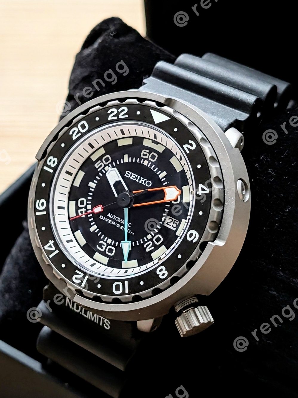 47mm Titanium Seiko GMT Tuna Canned Black Automatic Diver's Watch Sapphire